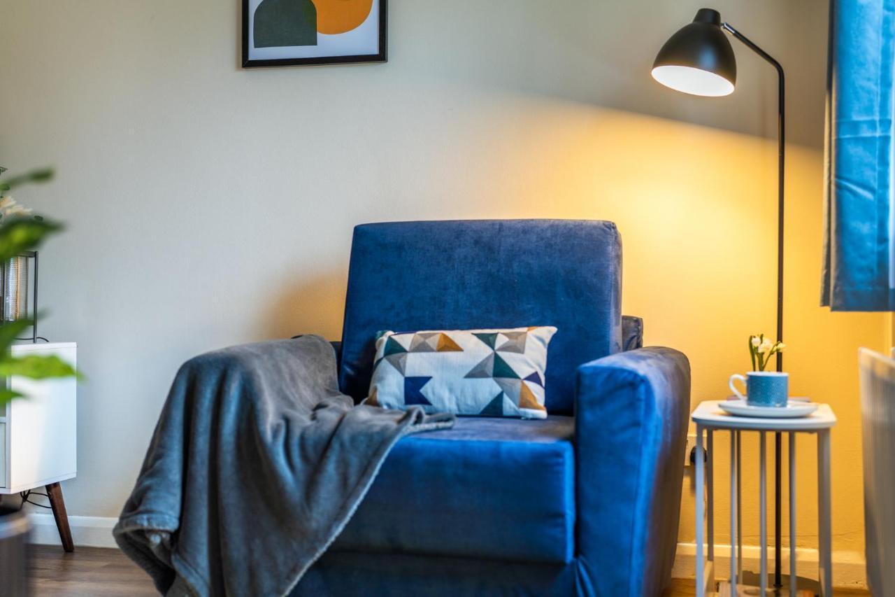 Grange Studio Apartment - Heathrow Staines-upon-Thames Εξωτερικό φωτογραφία